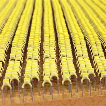 خازن عدسی 2.2 نانو فاراد 100 ولت فیلیپس ایتالیا