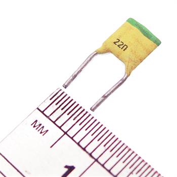 خازن عدسی 22 نانو فاراد RM5 