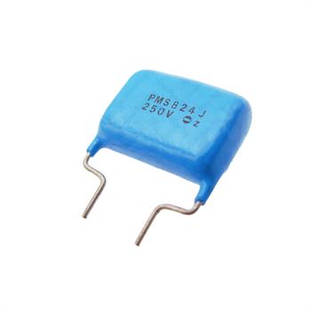 خازن پلی استر 820 نانو فاراد 250 ولت RM10